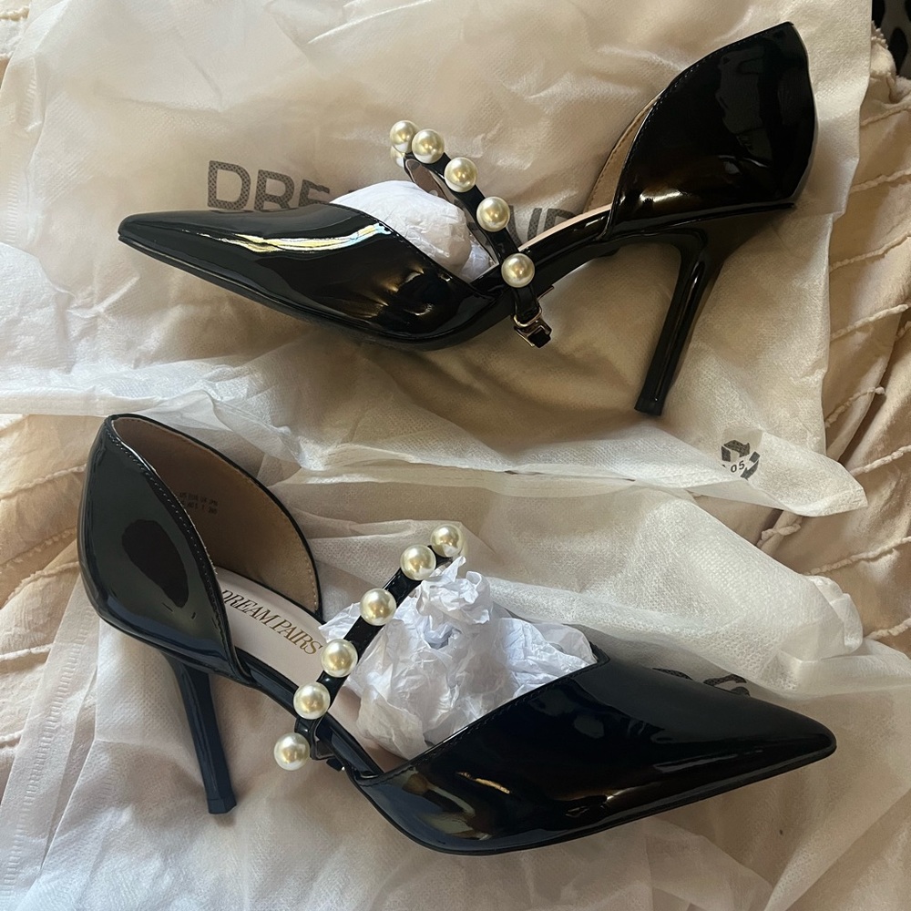 Black Patent Pearl-Strap Pointed Heels